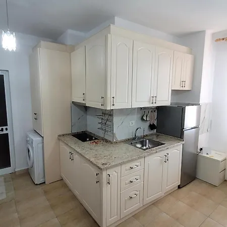 Flora Apartment Durrës